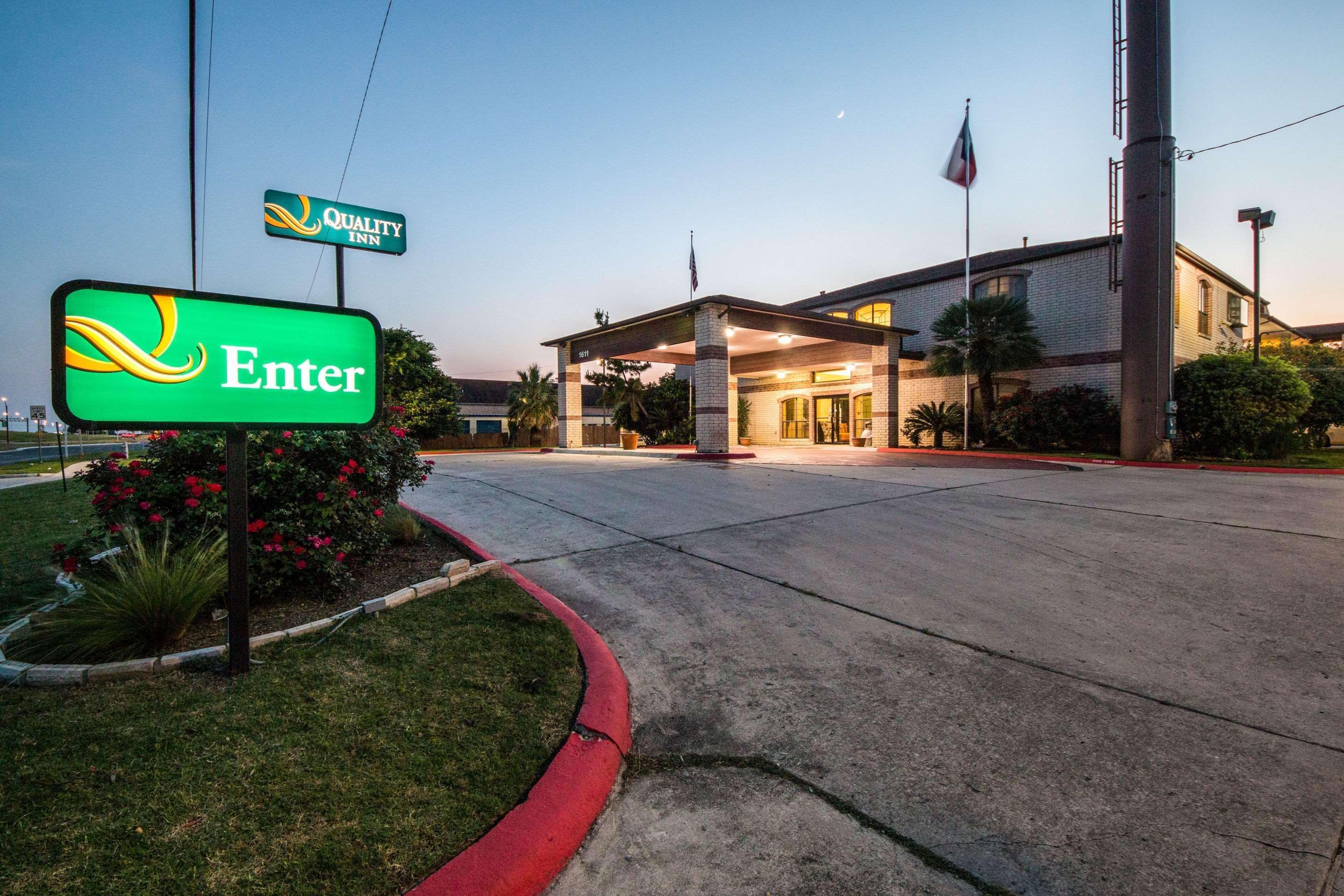 Quality Inn University Near Downtown San Marcos Exterior foto