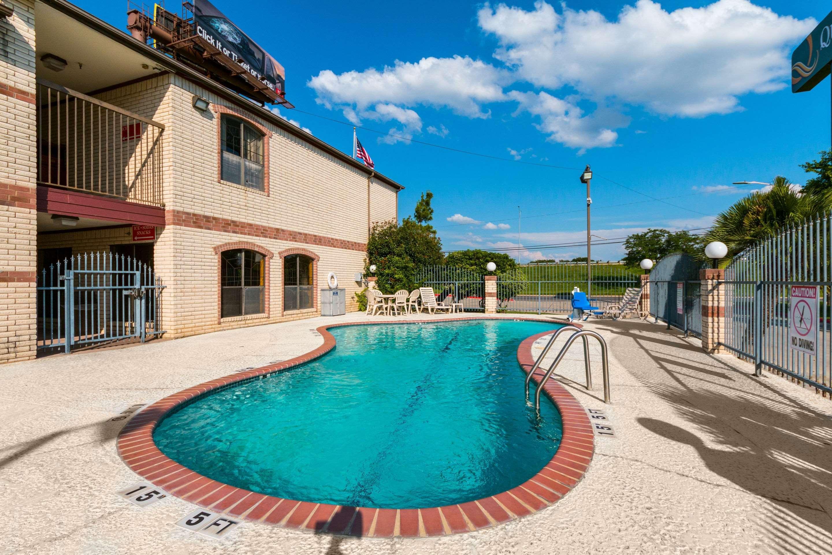 Quality Inn University Near Downtown San Marcos Exterior foto
