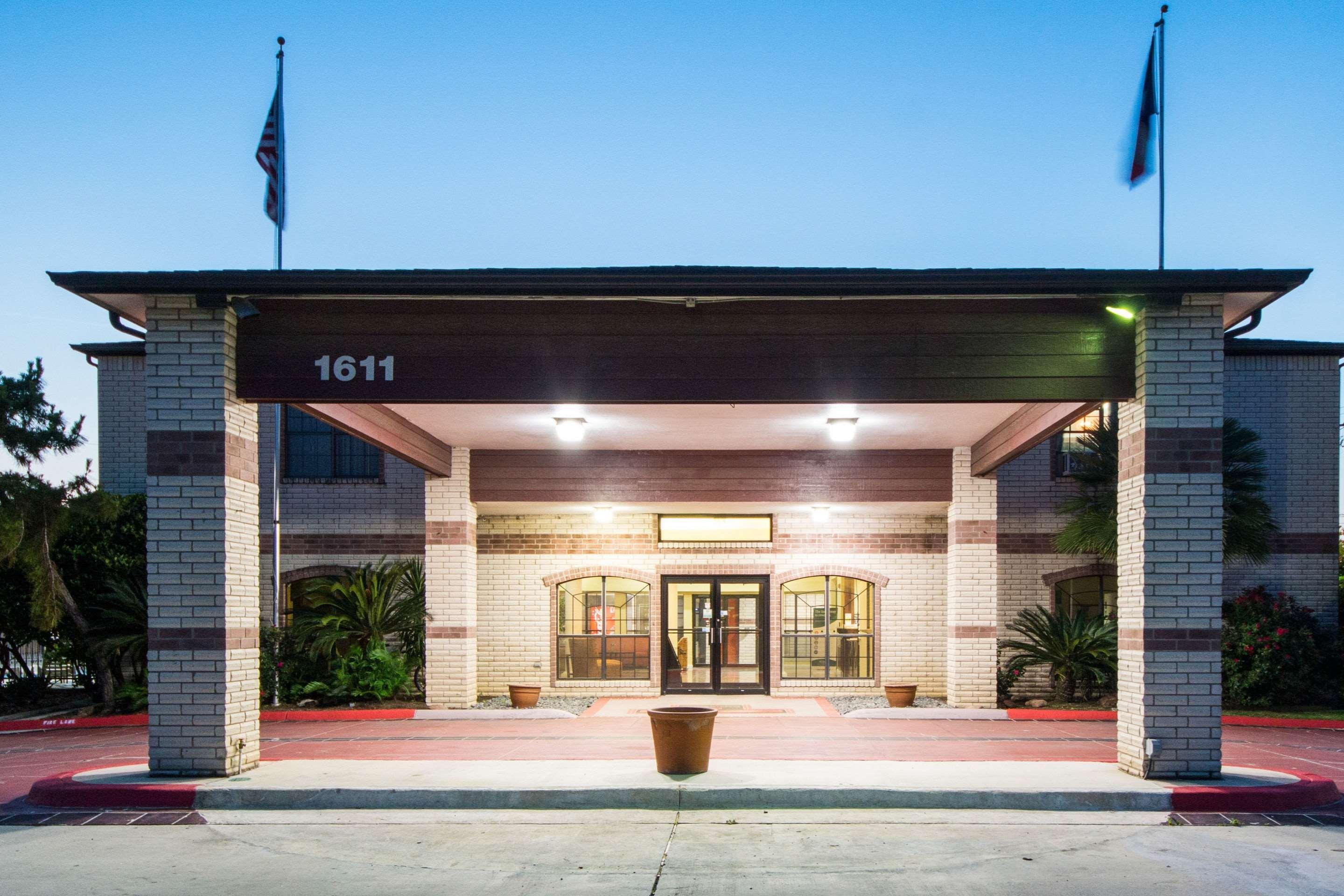 Quality Inn University Near Downtown San Marcos Exterior foto