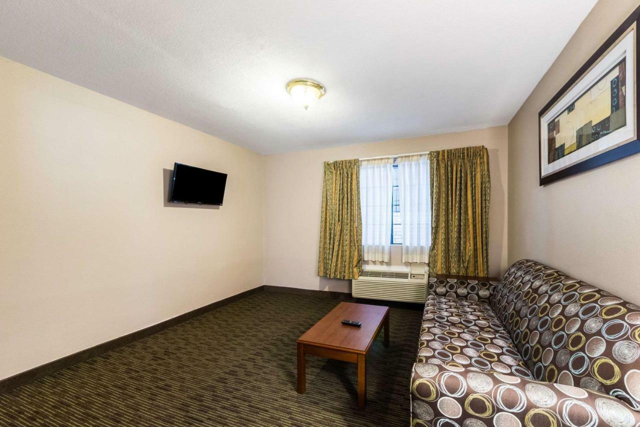 Quality Inn University Near Downtown San Marcos Exterior foto